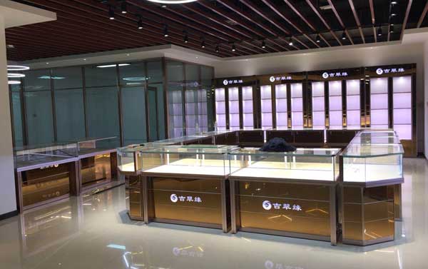 珠寶店收銀臺的設(shè)計符合三個硬性標準